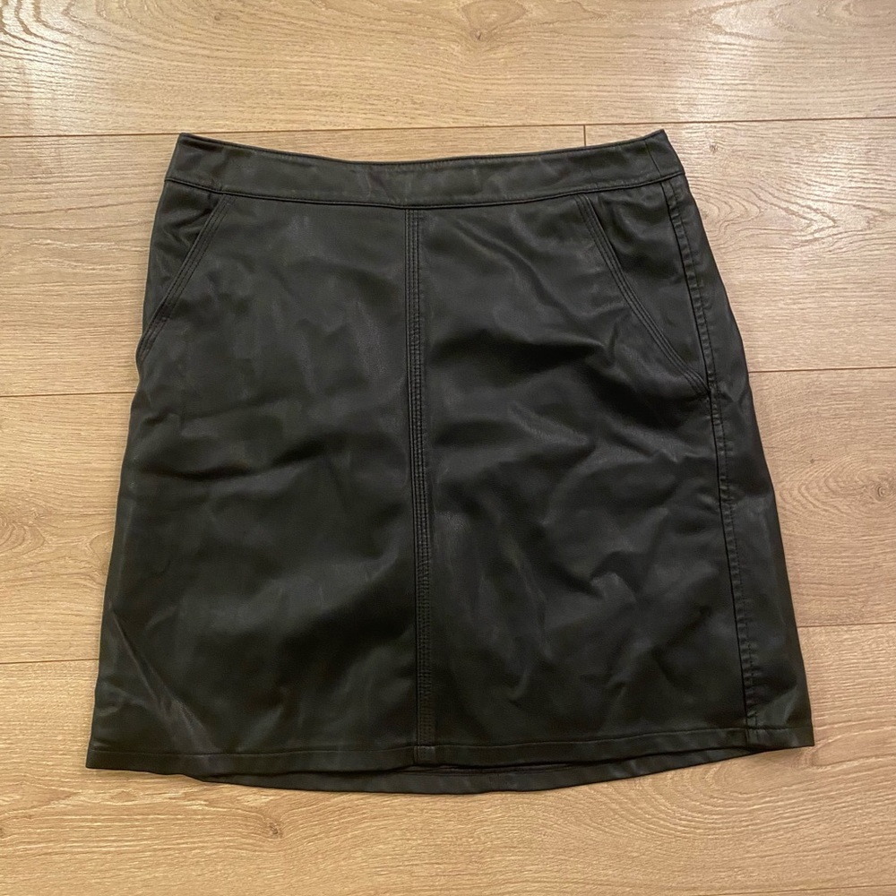 Leather pencil skirt